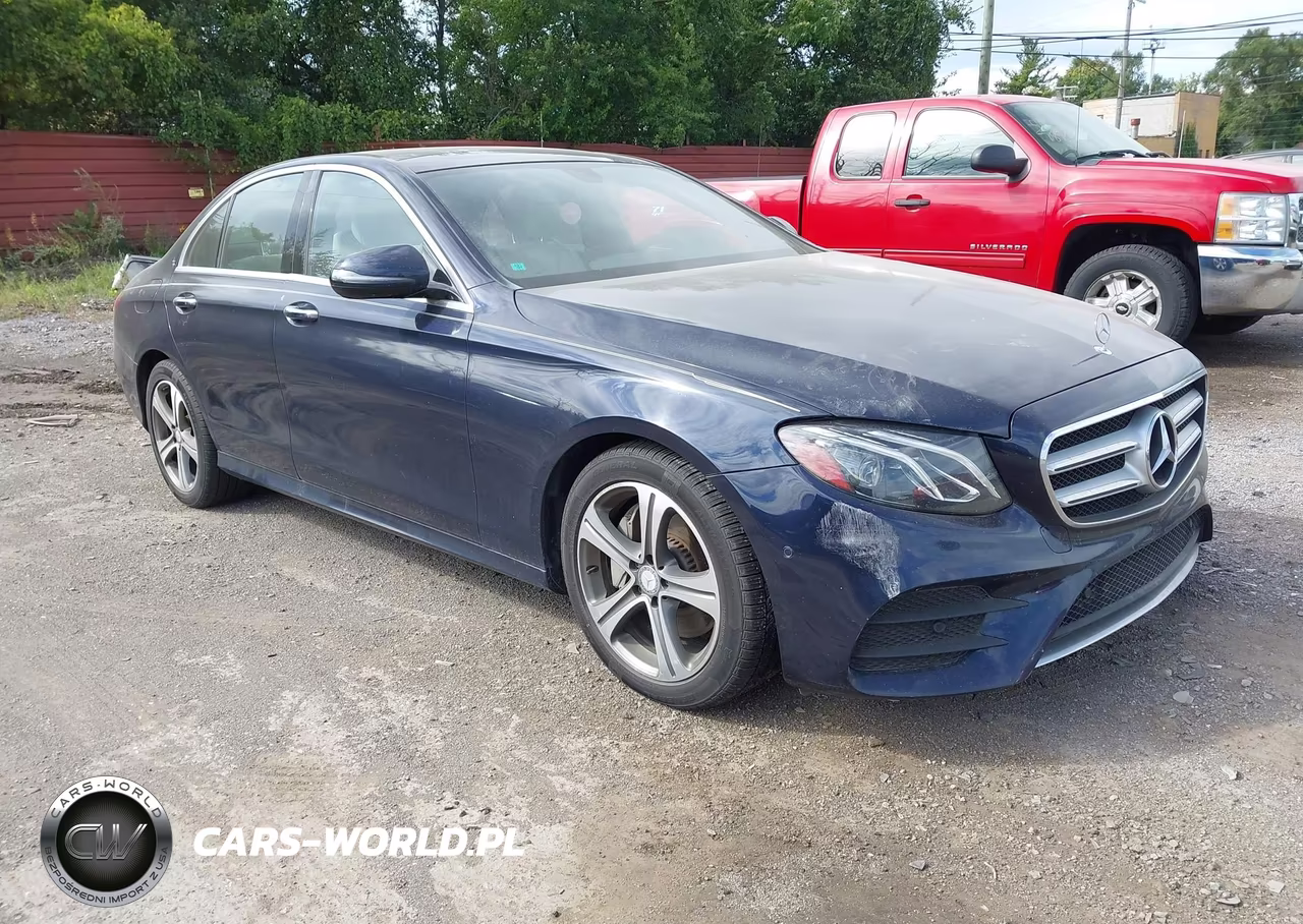 2017 Mercedes-Benz E 300 4Matic