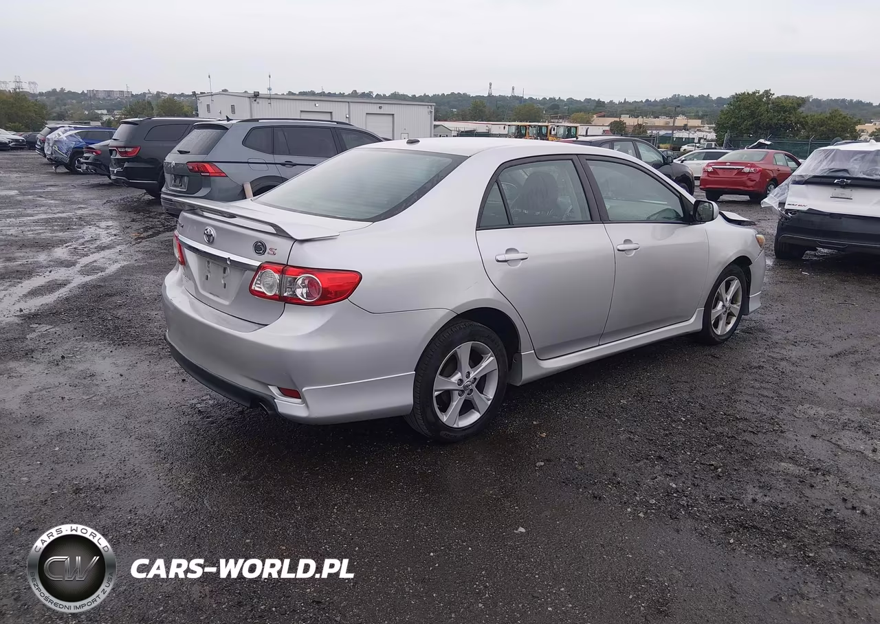 2011 Toyota Corolla S VIN:2T1BU4EE7BC729291 - 4