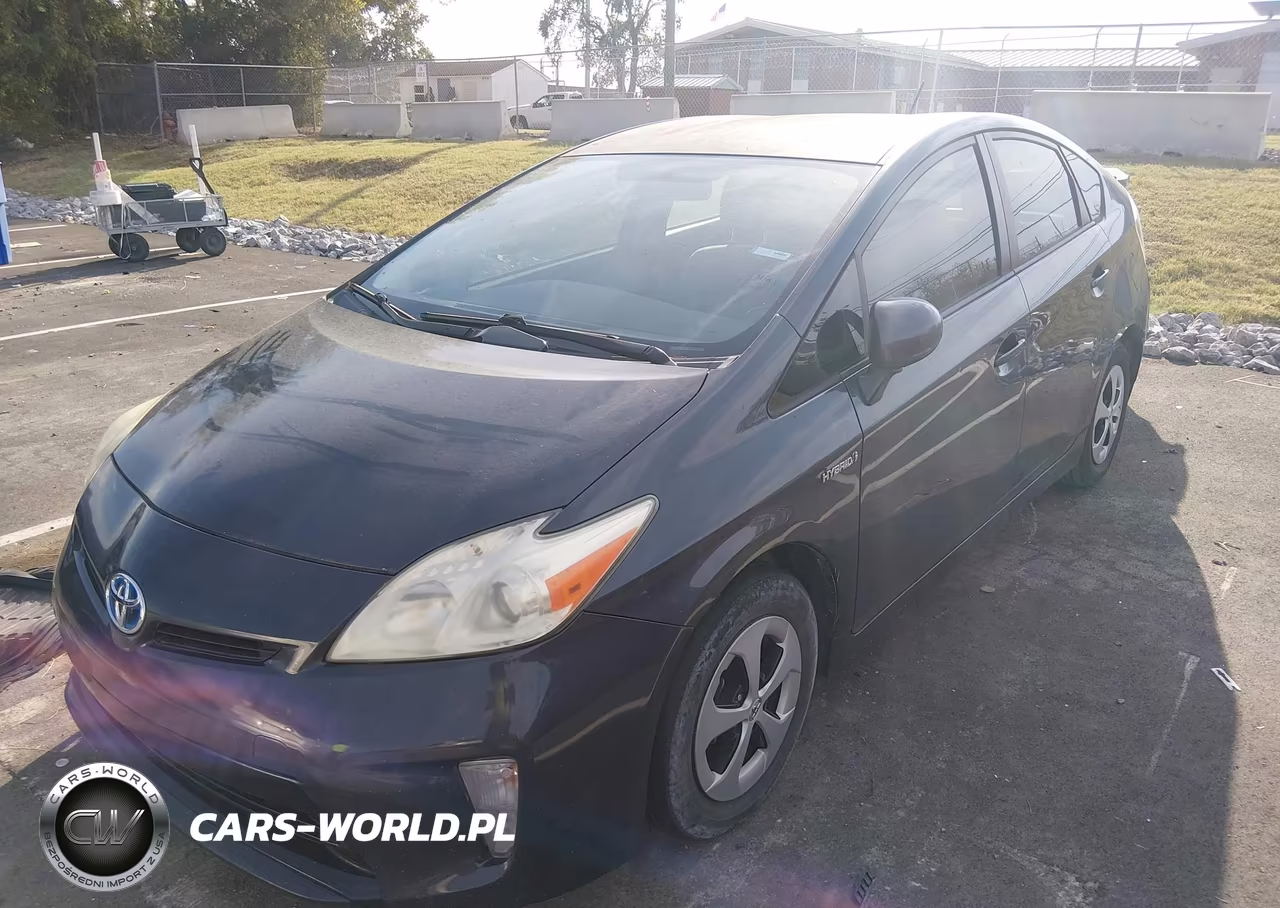 2013 Toyota Prius Three VIN:JTDKN3DU3D5543103 - 6