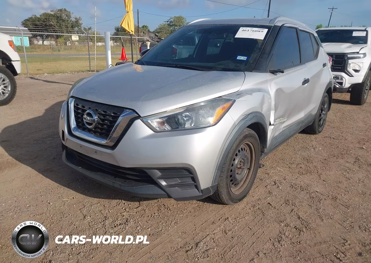 2018 Nissan Kicks S VIN:3N1CP5CU9JL509757 - 2