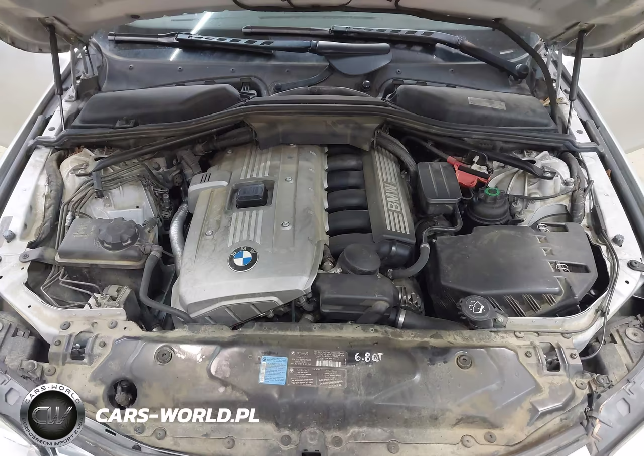 2007 BMW 530Xi VIN:WBANF73527CU24077 - 10