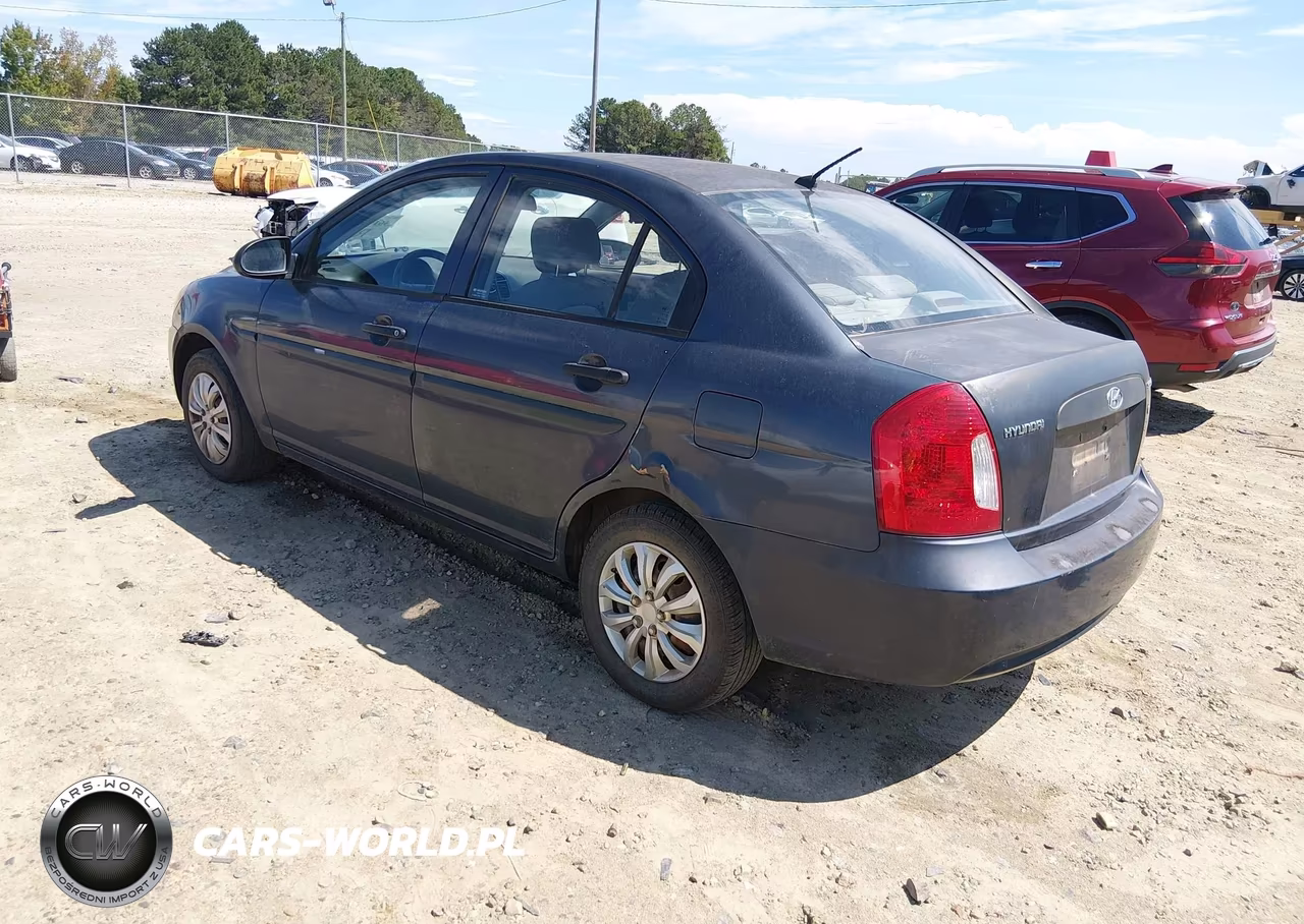 2009 Hyundai Accent Gls VIN:KMHCM46C59U308292 - 3