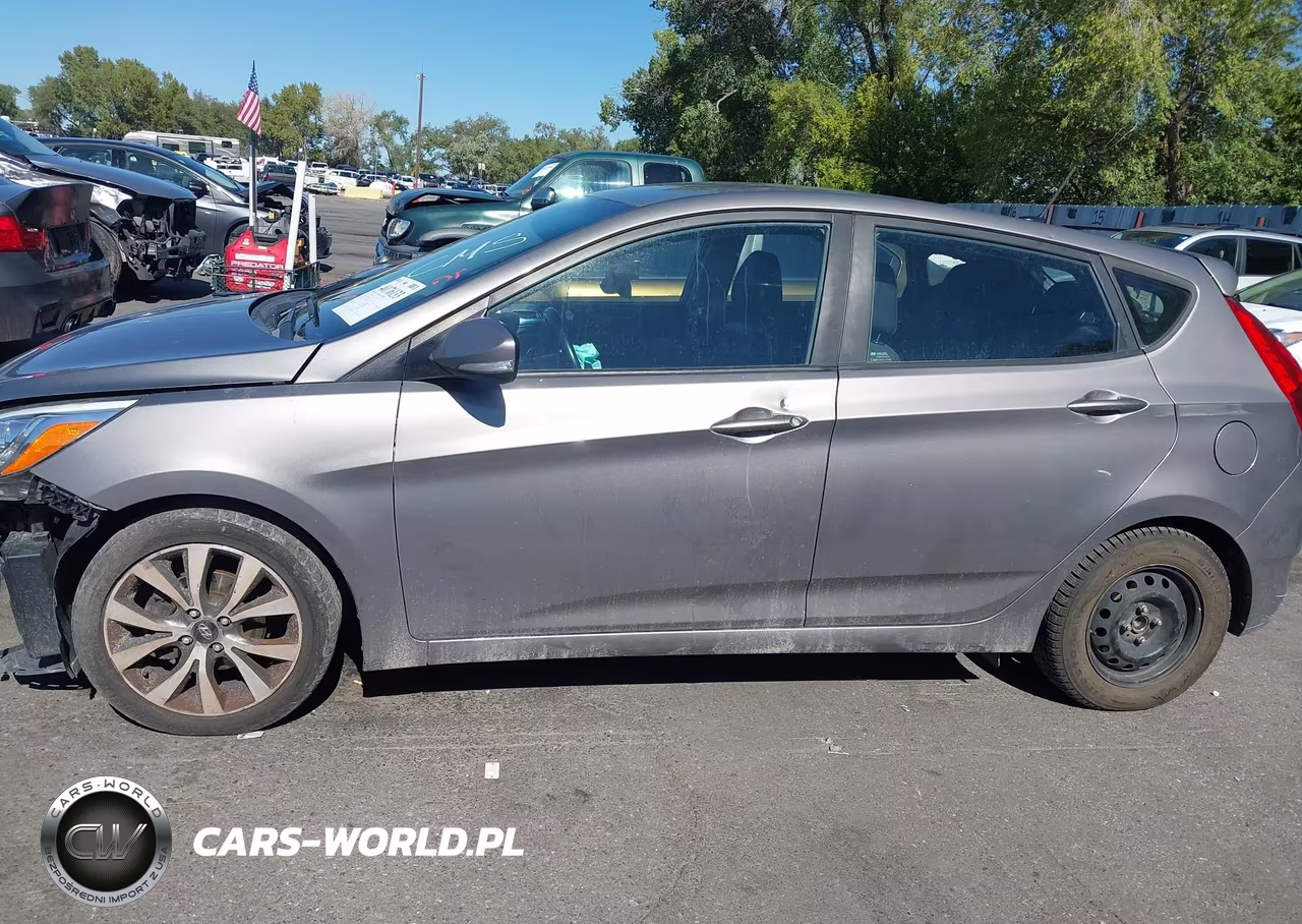 2017 Hyundai Accent Sport VIN:KMHCU5AE3HU356435 - 15