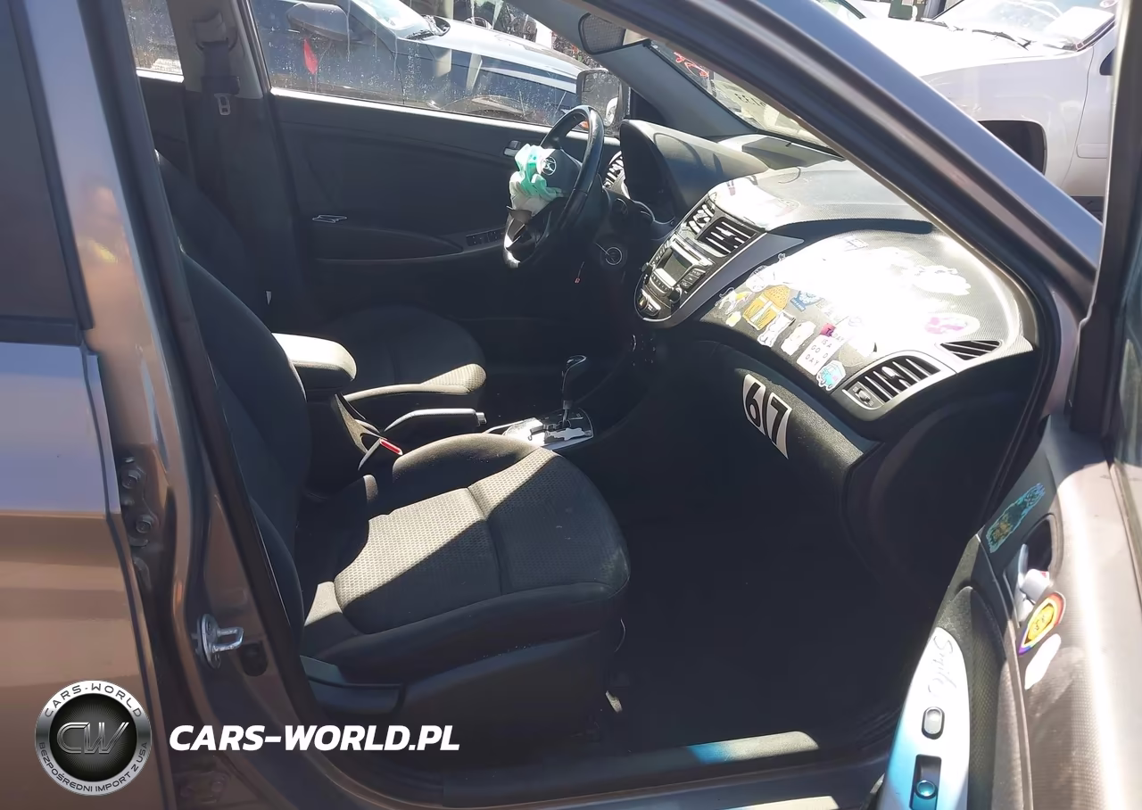 2017 Hyundai Accent Sport VIN:KMHCU5AE3HU356435 - 5