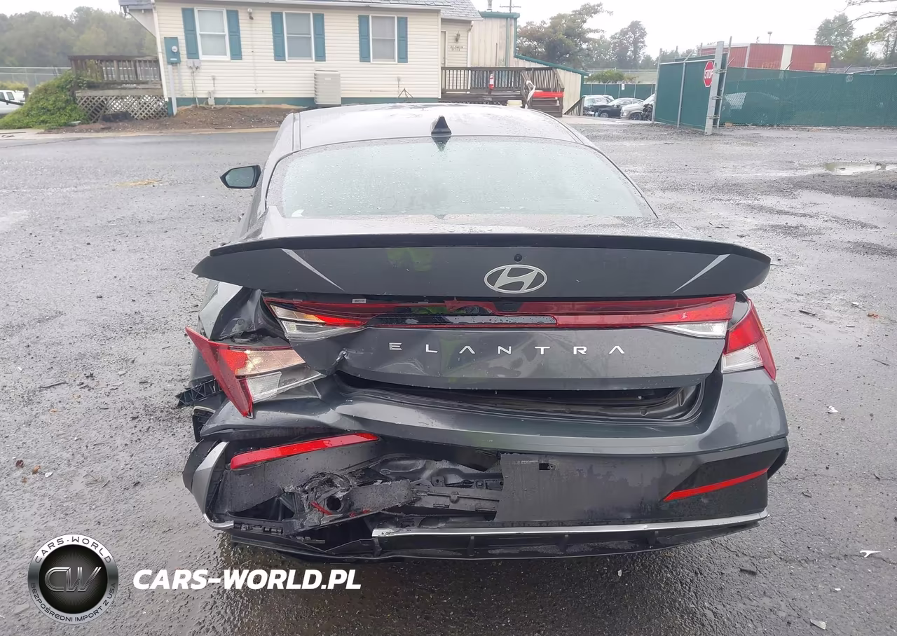 2025 Hyundai Elantra Sel Sport VIN:KMHLM4DGXSU942029 - 16