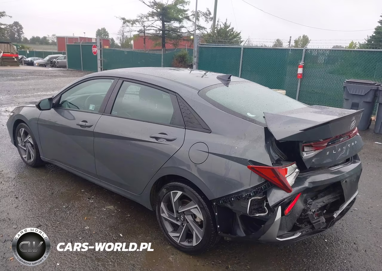 2025 Hyundai Elantra Sel Sport VIN:KMHLM4DGXSU942029 - 3