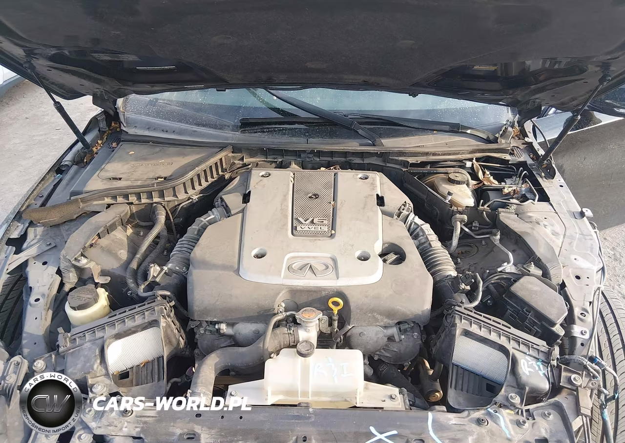 2015 Infiniti Q50 VIN:JN1BV7AP0FM346178 - 10
