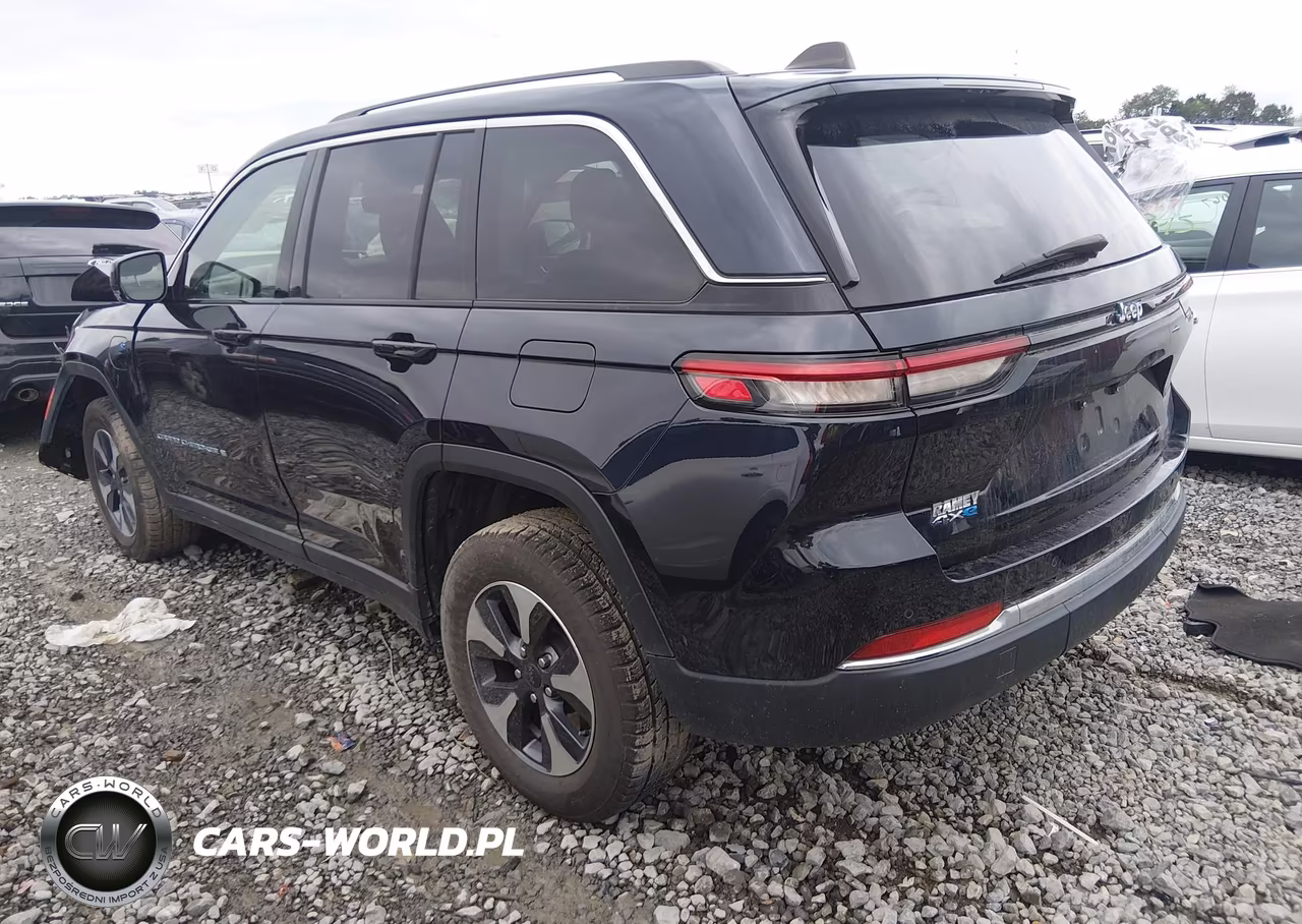 2024 Jeep Grand Cherokee 4Xe VIN:1C4RJYB69R8958198 - 3