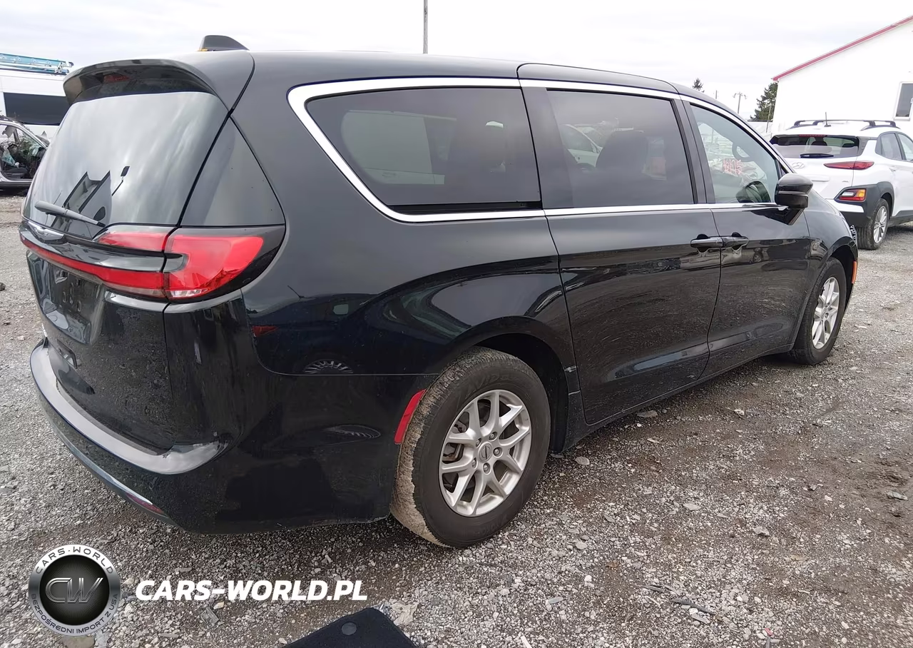 2025 Chrysler Pacifica Select VIN:2C4RC1BG3SR506560 - 4