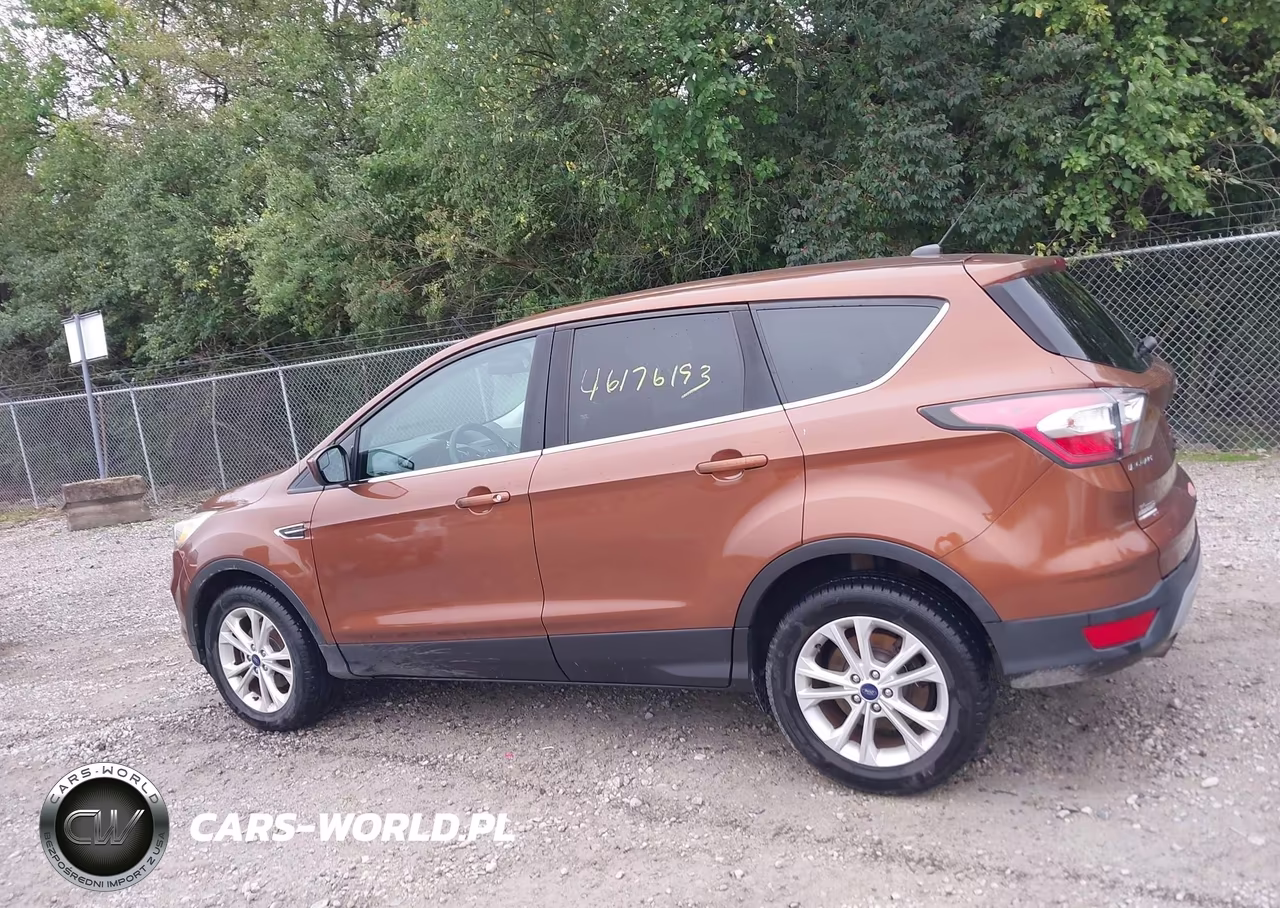2017 Ford Escape Se VIN:1FMCU0GD2HUB28170 - 14