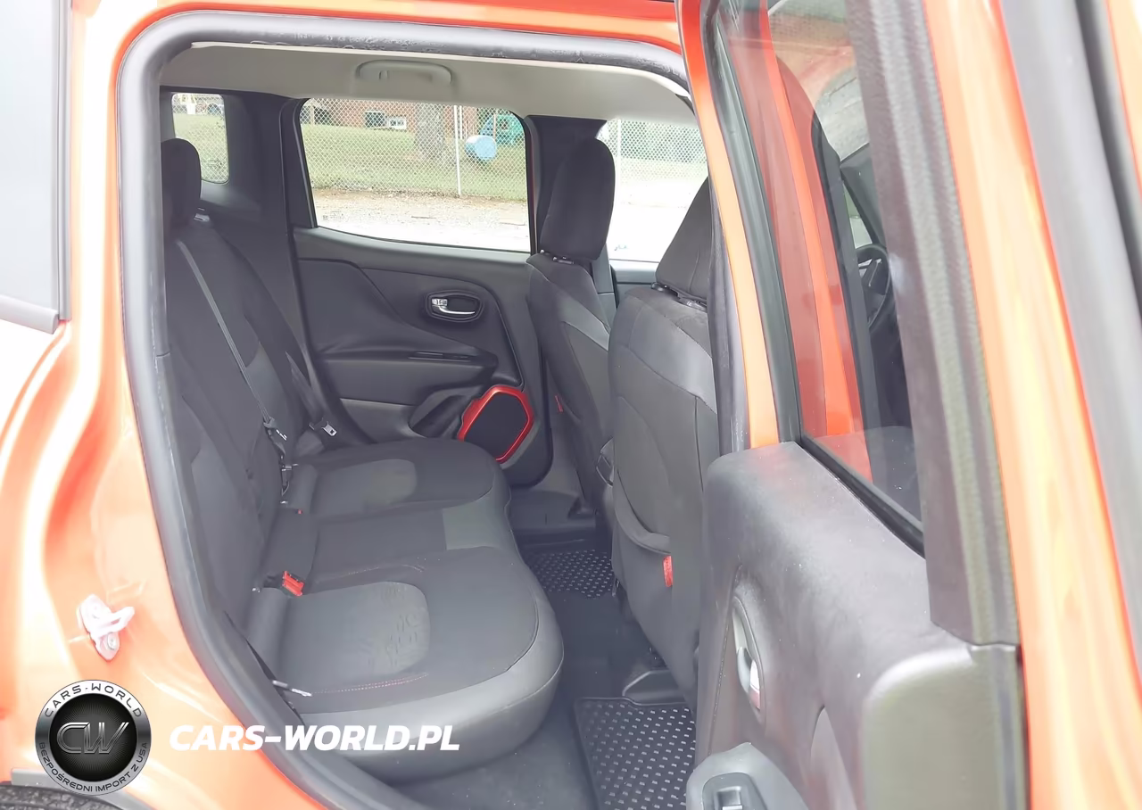 2017 Jeep Renegade Trailhawk 4X4 VIN:ZACCJBCBXHPE70643 - 8