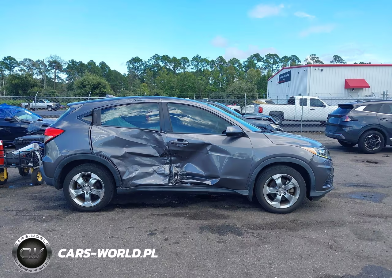 2019 Honda Hr-V Lx VIN:3CZRU5H3XKG702536 - 13