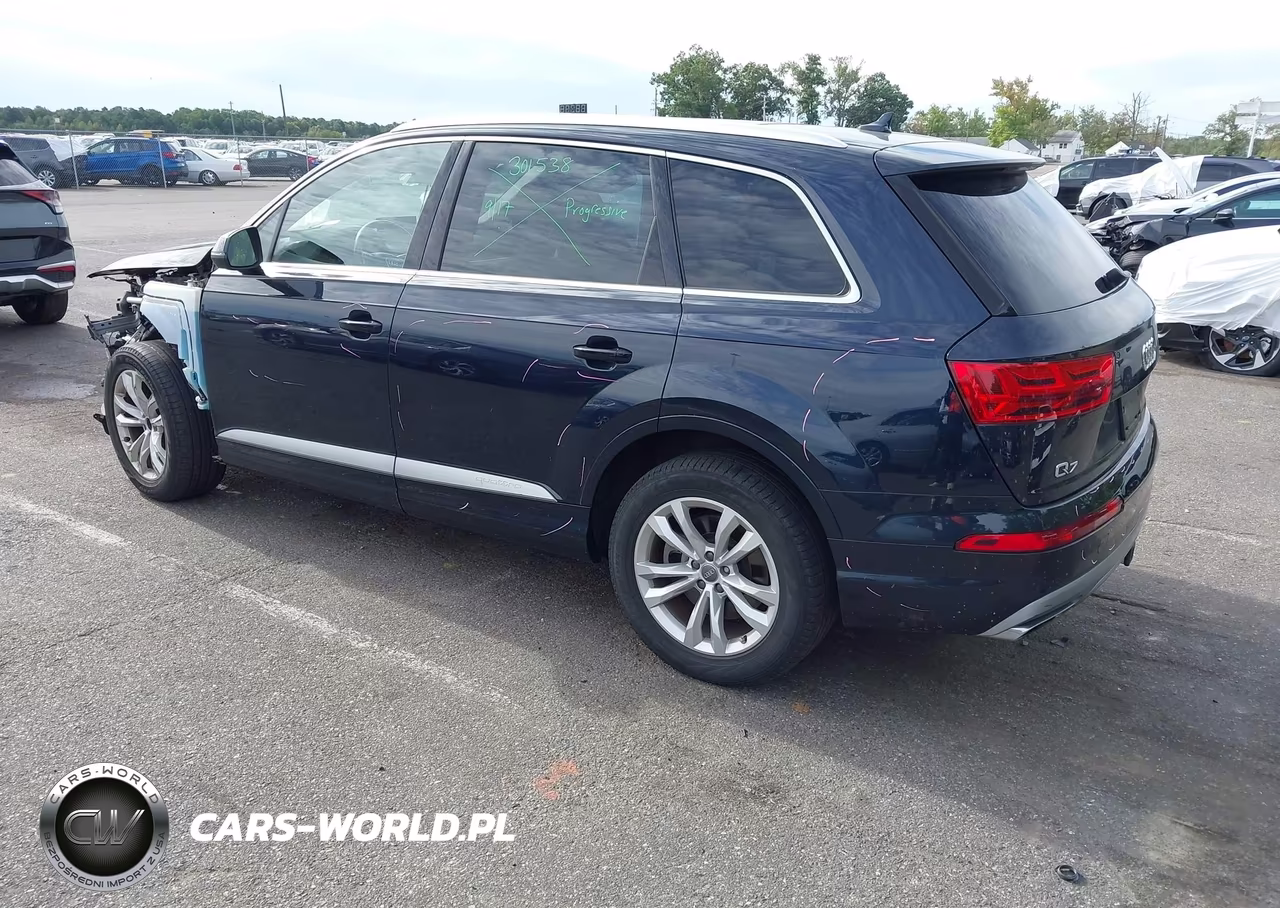 2017 Audi Q7 2.0T Premium VIN:WA1LHBF79HD054966 - 3