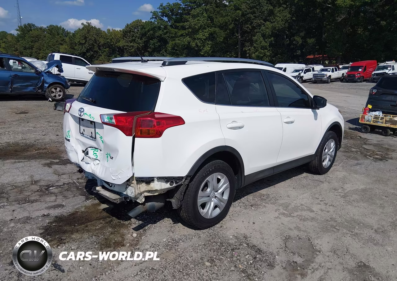 2015 Toyota Rav4 Le VIN:JTMZFREVXFJ056089 - 4