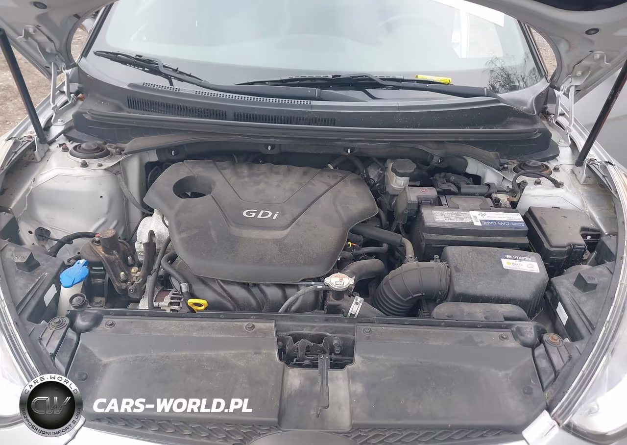 2016 Hyundai Veloster VIN:KMHTC6AD7GU269717 - 10