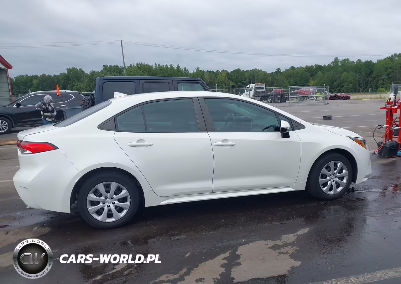 2020 Toyota Corolla Le VIN:5YFEPRAE6LP082973 - 13