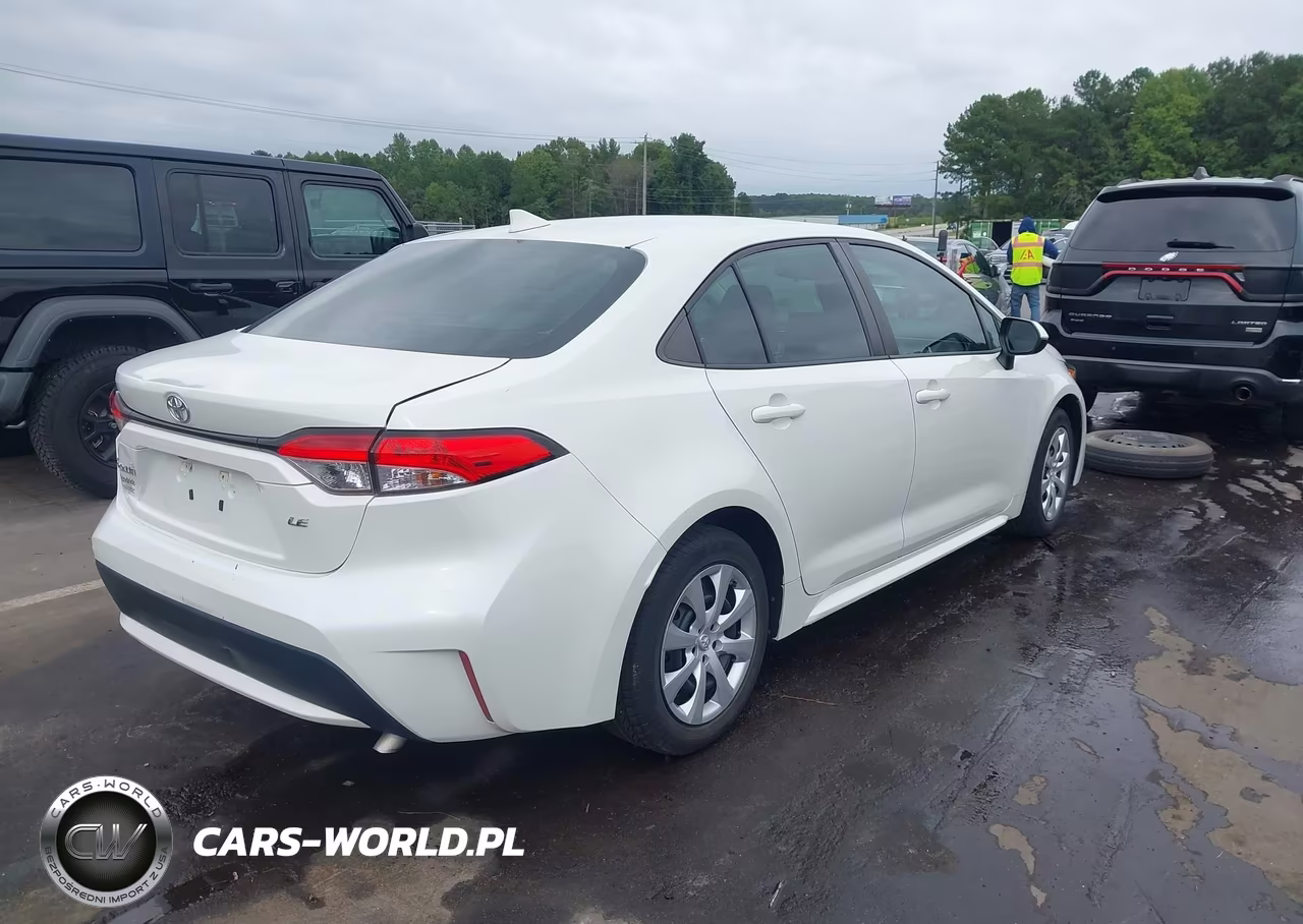 2020 Toyota Corolla Le VIN:5YFEPRAE6LP082973 - 4