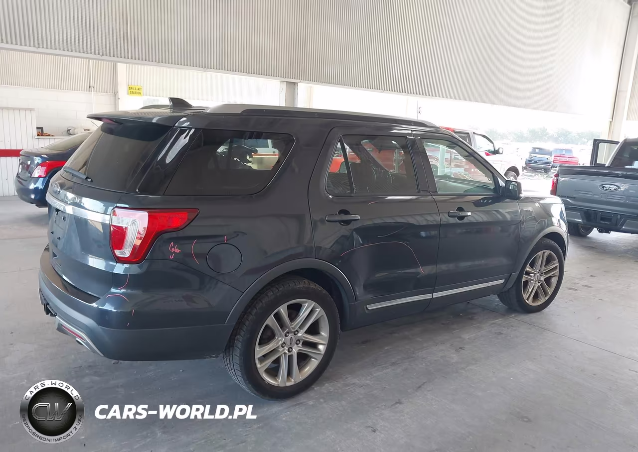 2017 Ford Explorer Xlt VIN:1FM5K7D8XHGD35726 - 14