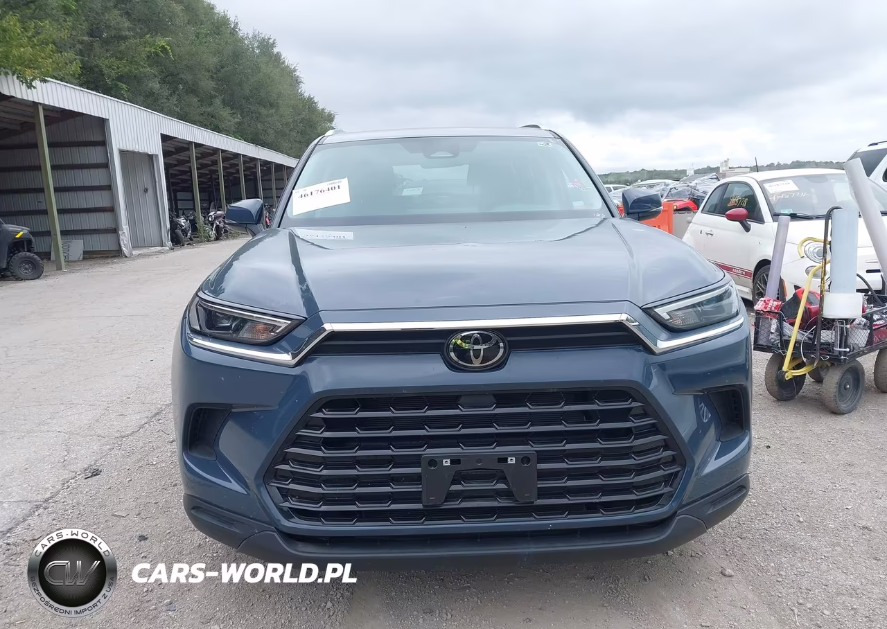 2026 Toyota Grand Highlander Xle VIN:5TDAAAA53TS046375 - 12