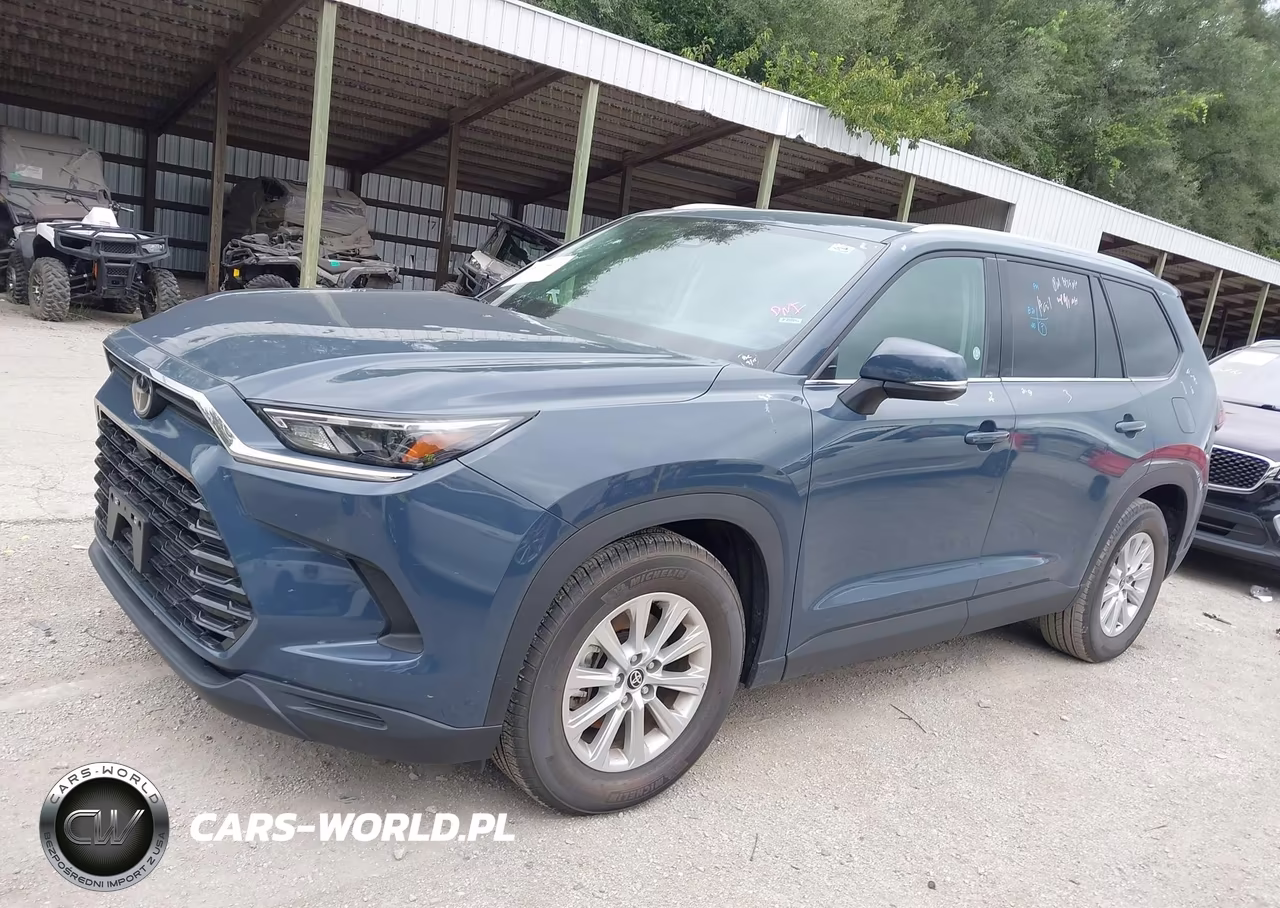 2026 Toyota Grand Highlander Xle VIN:5TDAAAA53TS046375 - 14