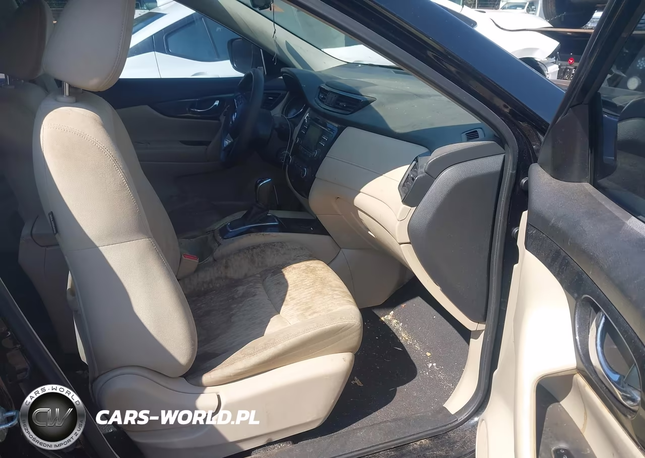 2017 Nissan Rogue S VIN:JN8AT2MTXHW130232 - 5