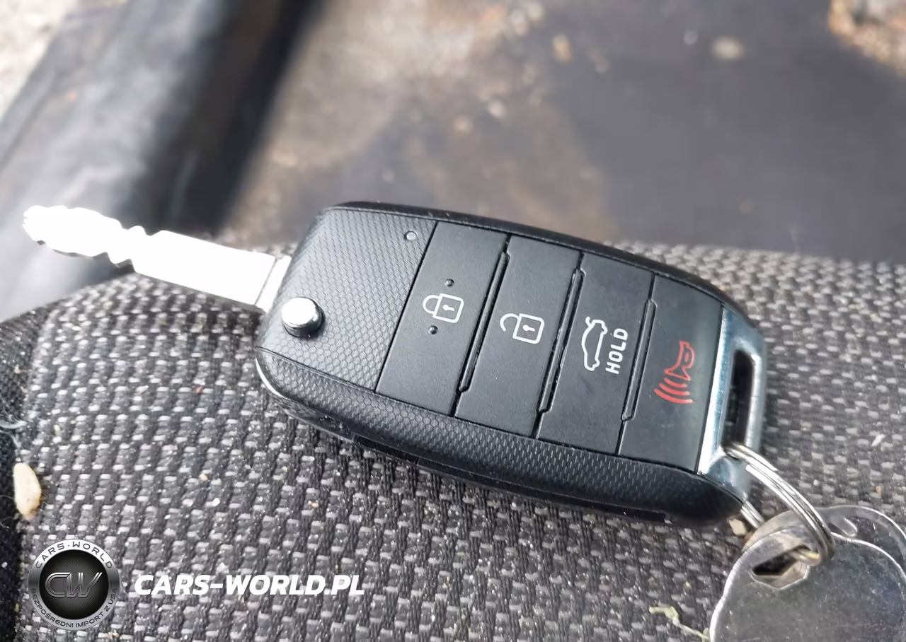 2018 Kia Forte Lx VIN:3KPFK4A7XJE228037 - 11