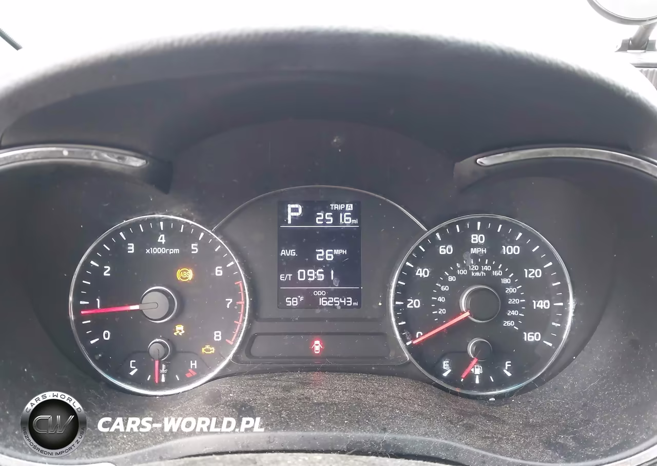 2018 Kia Forte Lx VIN:3KPFK4A7XJE228037 - 7