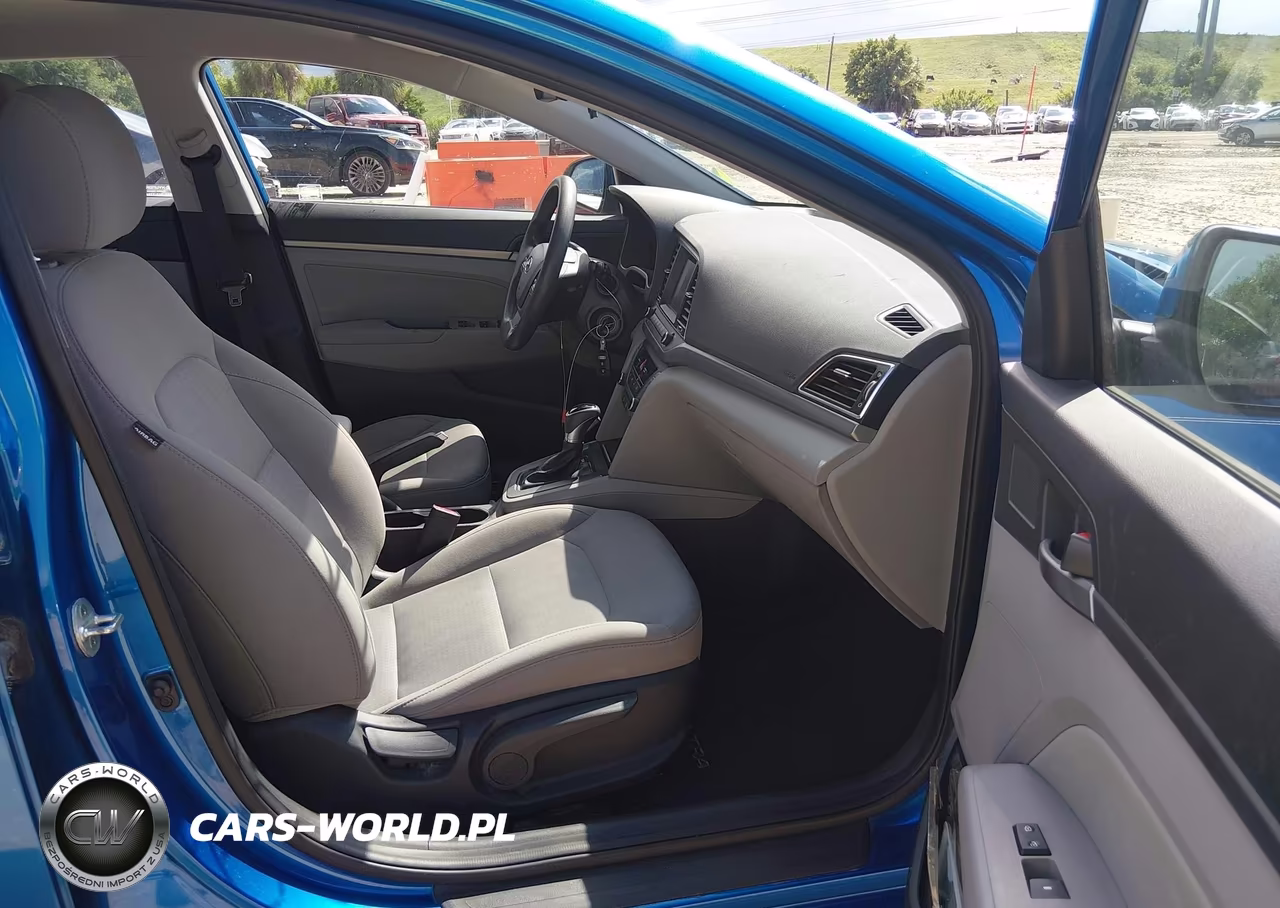2018 Hyundai Elantra Sel VIN:5NPD84LFXJH293444 - 5