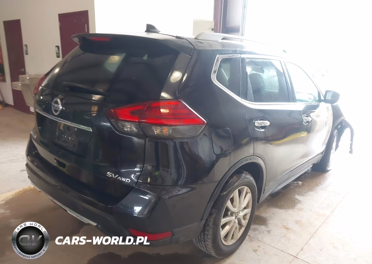 2017 Nissan Rogue Sv VIN:5N1AT2MV9HC849837 - 4