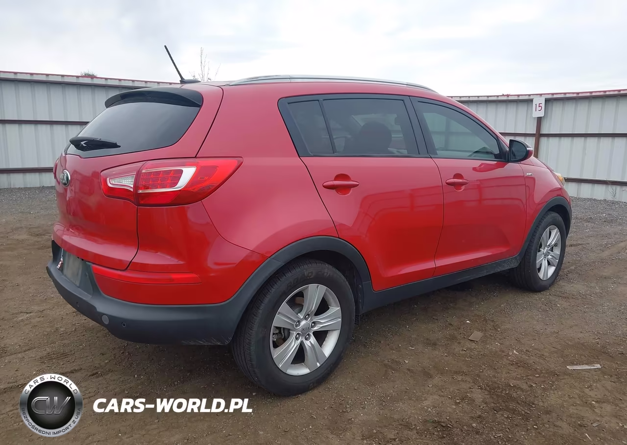 2013 Kia Sportage Lx VIN:KNDPBCA27D7391378 - 4