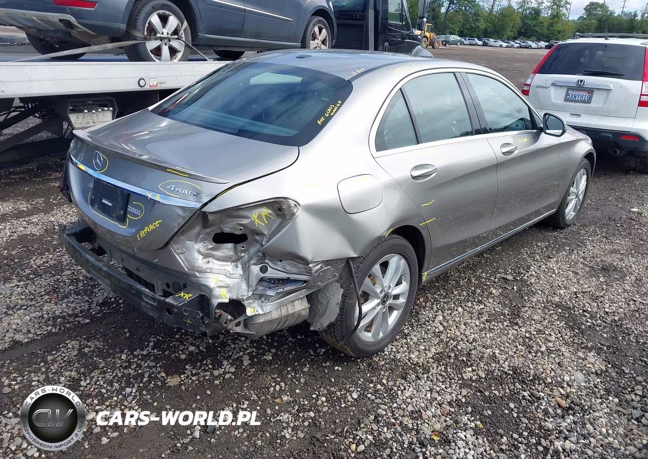 2019 Mercedes-Benz C 300 4Matic VIN:55SWF8EB9KU286242 - 4