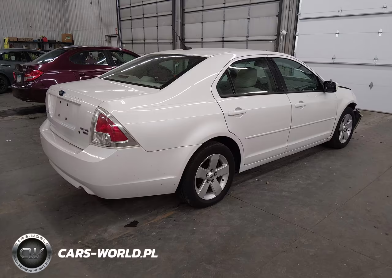 FORD FUSION SE VIN:3FAHP01179R212239 - 4