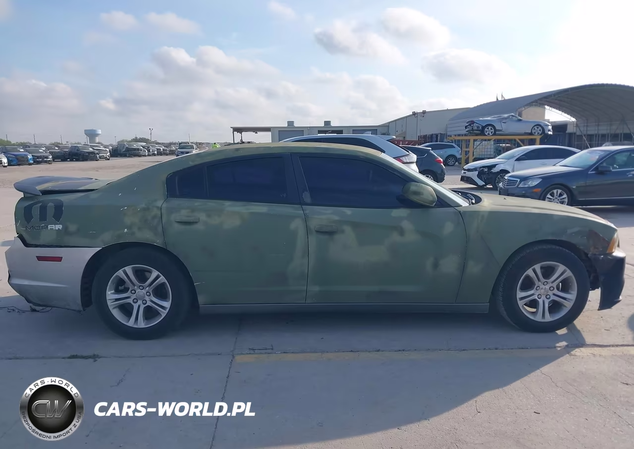 2011 Dodge Charger VIN:2B3CL3CG8BH530506 - 13
