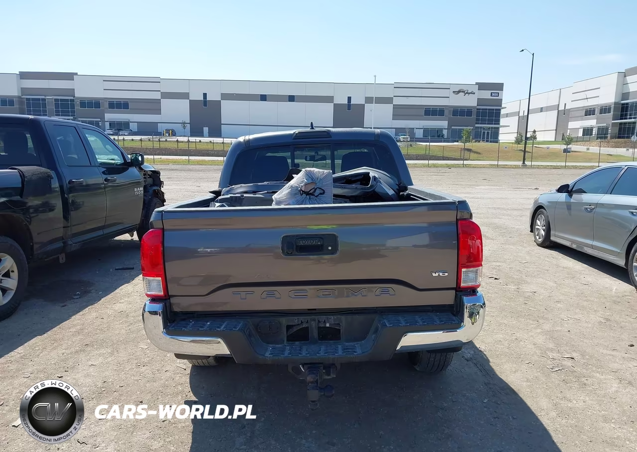 2017 Toyota Tacoma Sr5 V6 VIN:5TFAZ5CNXHX028552 - 16