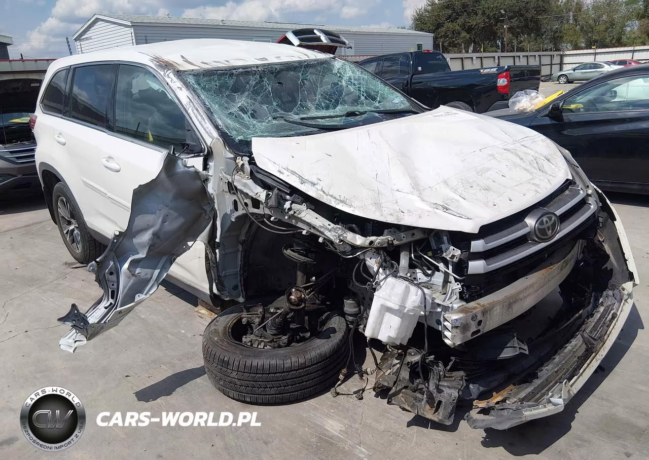 2019 Toyota Highlander Le Plus – zdjęcie 1 z 14