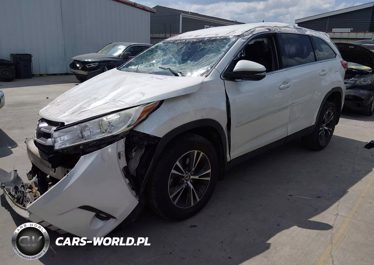 2019 Toyota Highlander Le Plus VIN:5TDZZRFH3KS361513 - 2