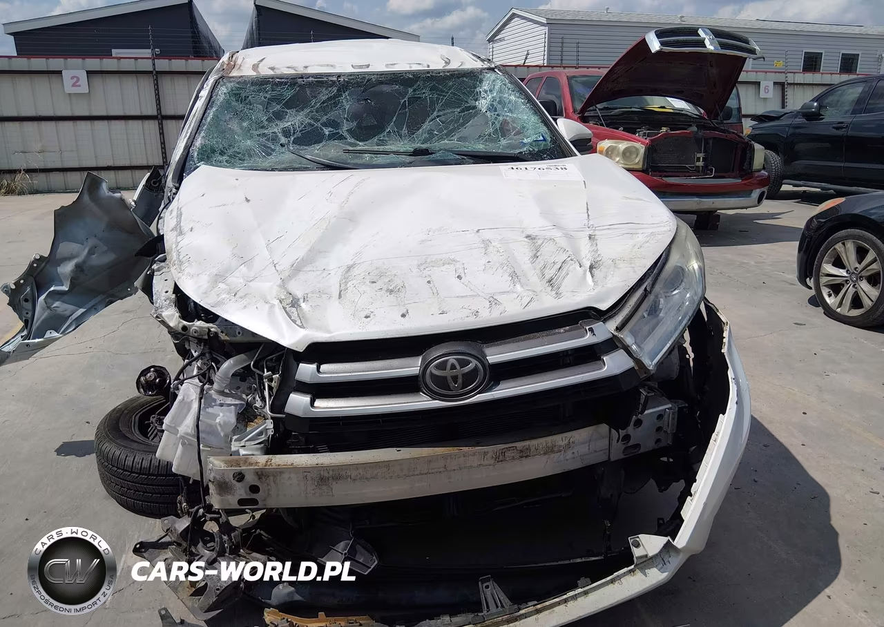 2019 Toyota Highlander Le Plus VIN:5TDZZRFH3KS361513 - 6