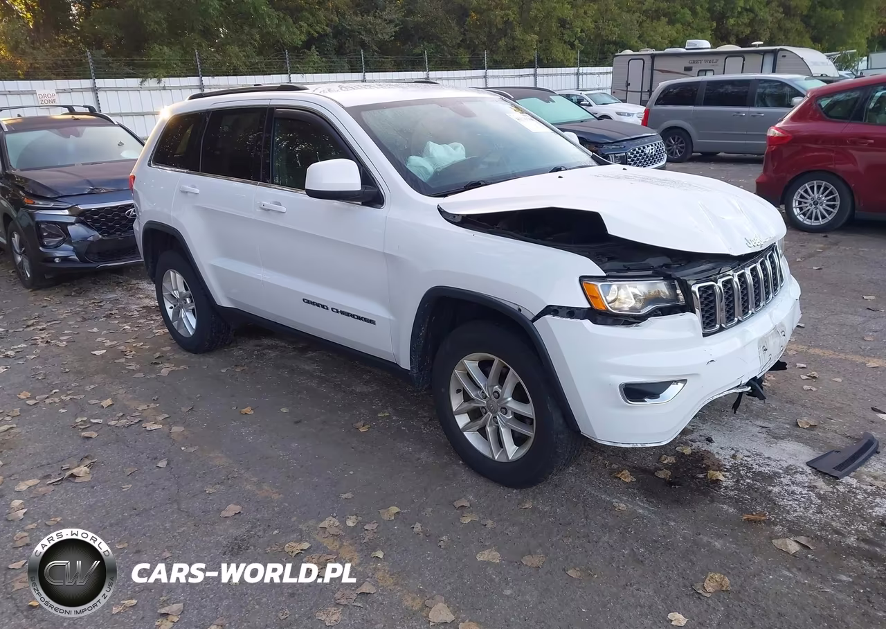 2017 Jeep Grand Cherokee Laredo 4X4