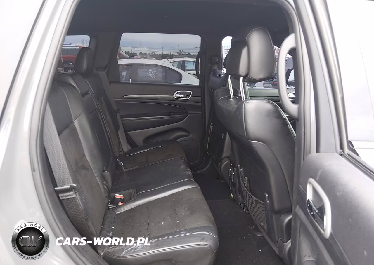 2020 Jeep Grand Cherokee Altitude 4X2 VIN:1C4RJEAG3LC365353 - 8