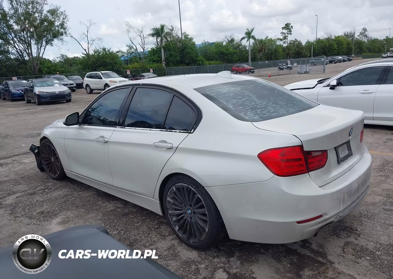 2013 BMW 328I VIN:WBA3A5G5XDNP19514 - 3