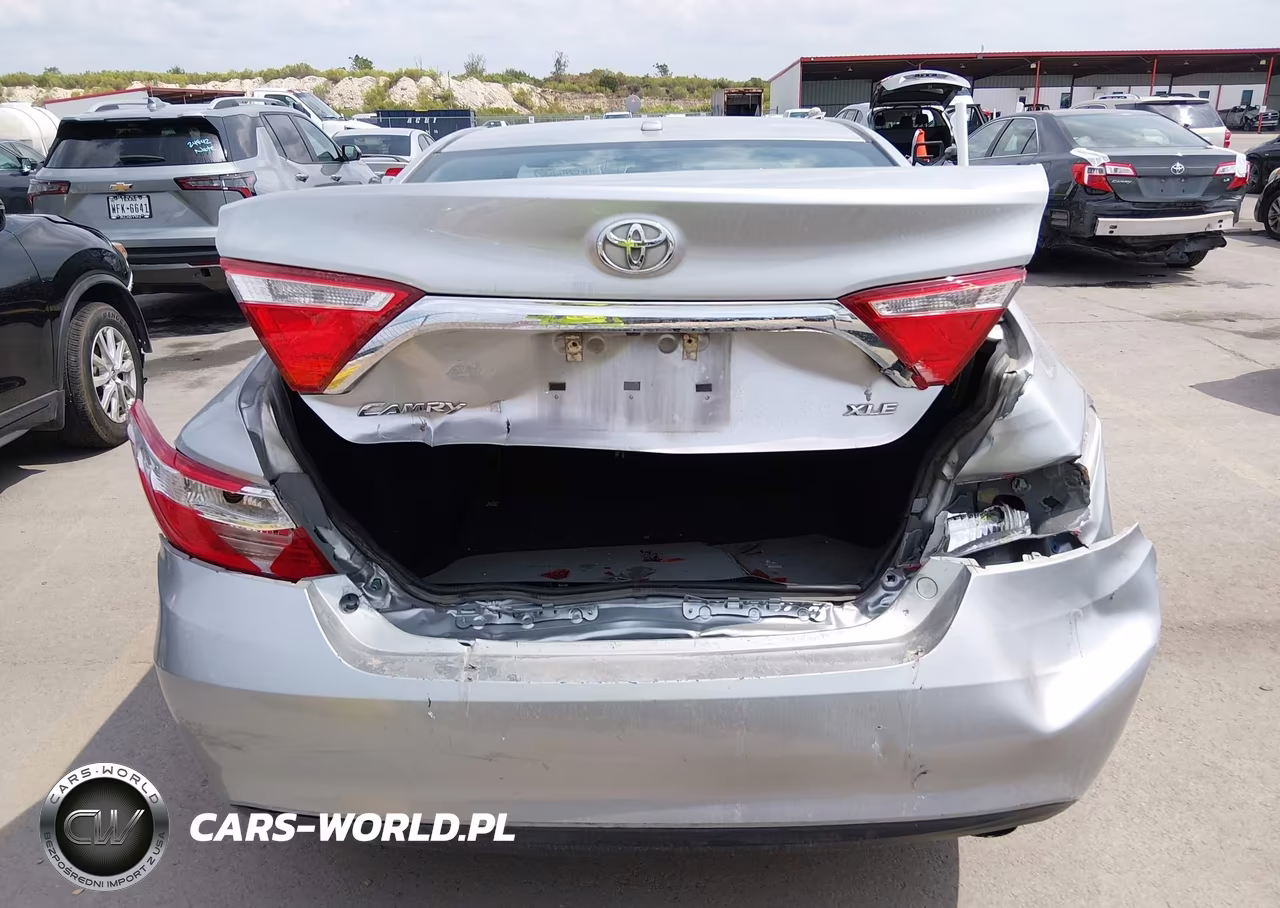 2017 Toyota Camry Xle VIN:4T1BF1FK8HU659496 - 16