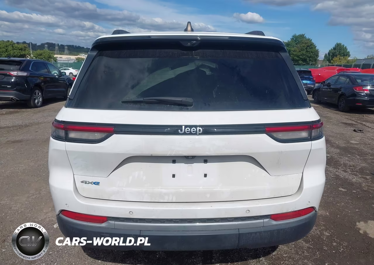 2024 Jeep Grand Cherokee 4Xe VIN:1C4RJYB6XRC114362 - 16