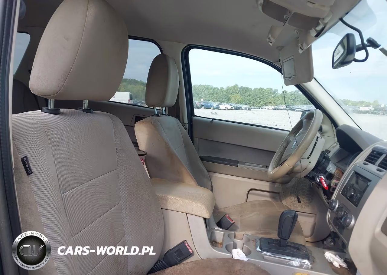2011 Ford Escape Xlt VIN:1FMCU0D75BKC25736 - 5