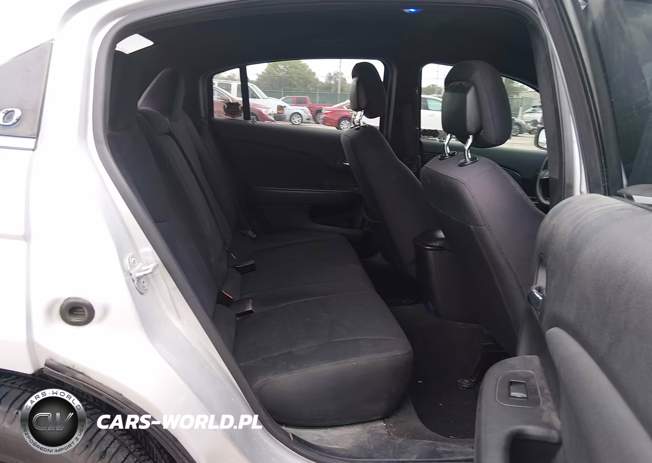2012 Chrysler 200 Lx VIN:1C3CCBAB3CN228733 - 8