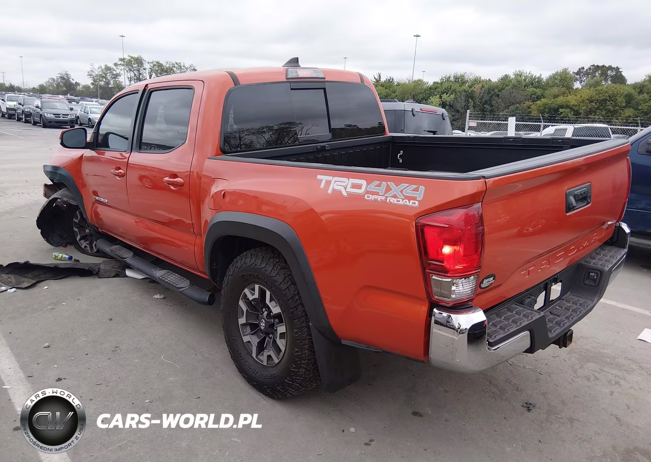 2017 Toyota Tacoma Trd Off Road VIN:5TFCZ5AN3HX092847 - 3