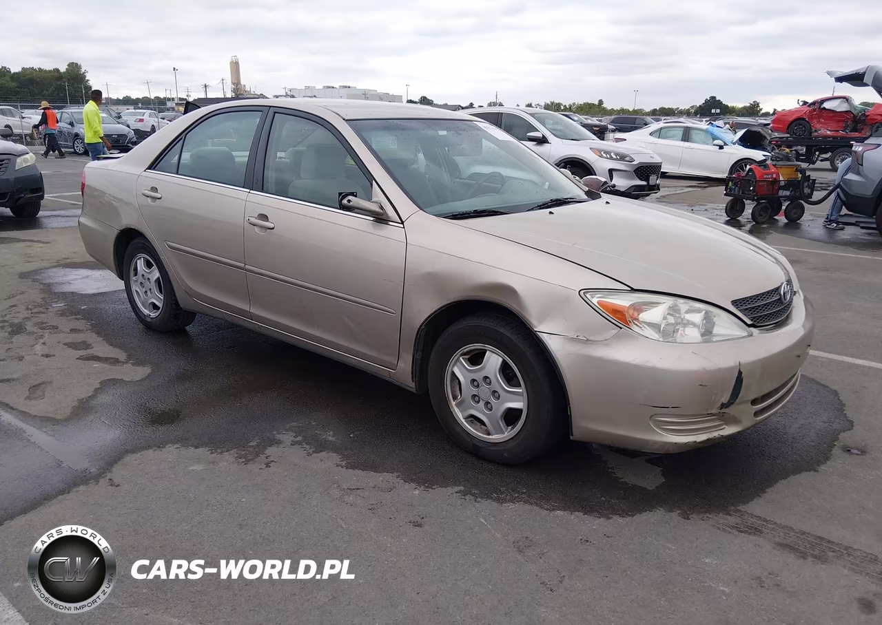 2002 Toyota Camry Le – zdjęcie 1 z 15