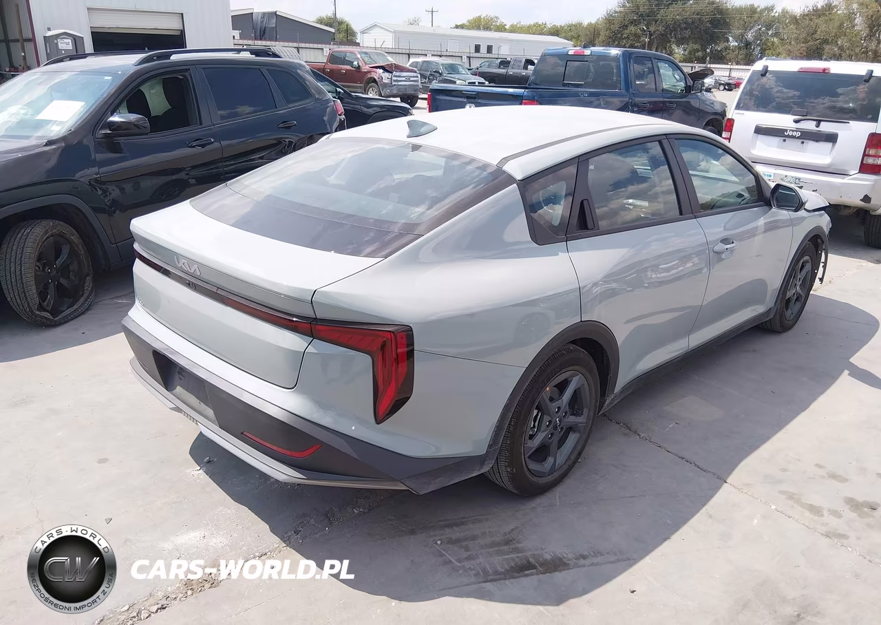 2026 Kia K4 Lxs VIN:3KPFT4DE1TE314590 - 4