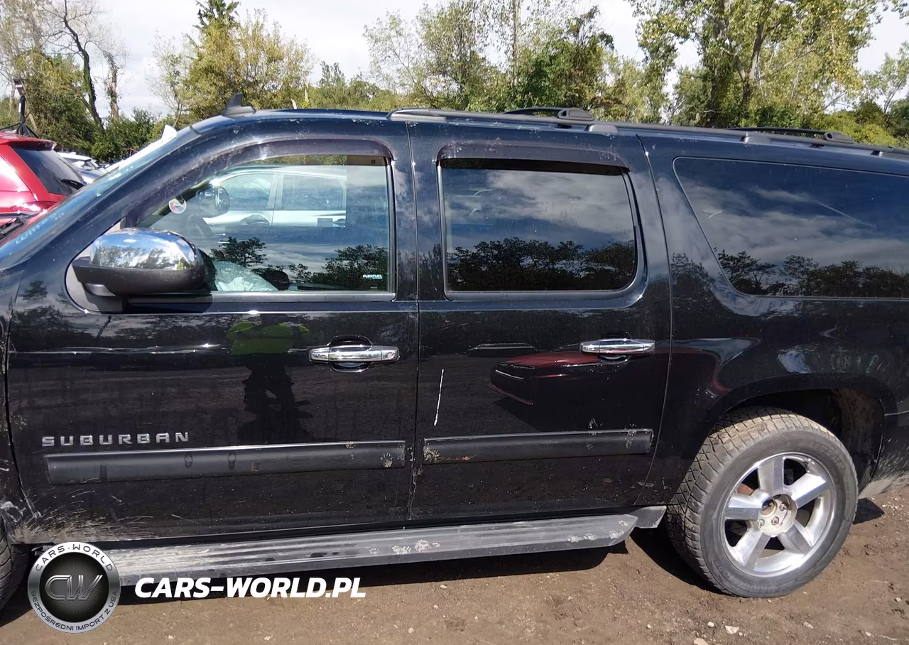 2014 Chevrolet Suburban 1500 Ls VIN:1GNSKHE72ER180924 - 14