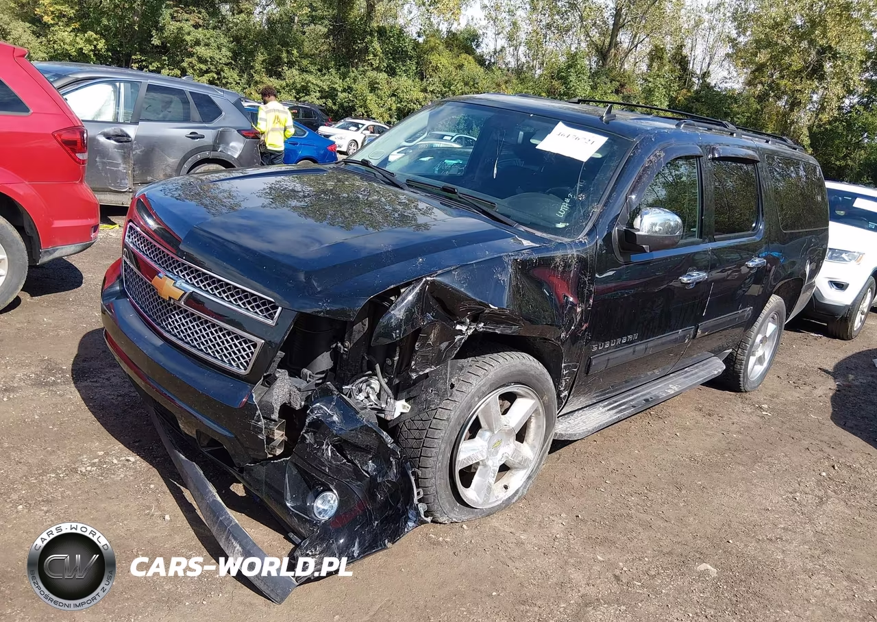 2014 Chevrolet Suburban 1500 Ls VIN:1GNSKHE72ER180924 - 2