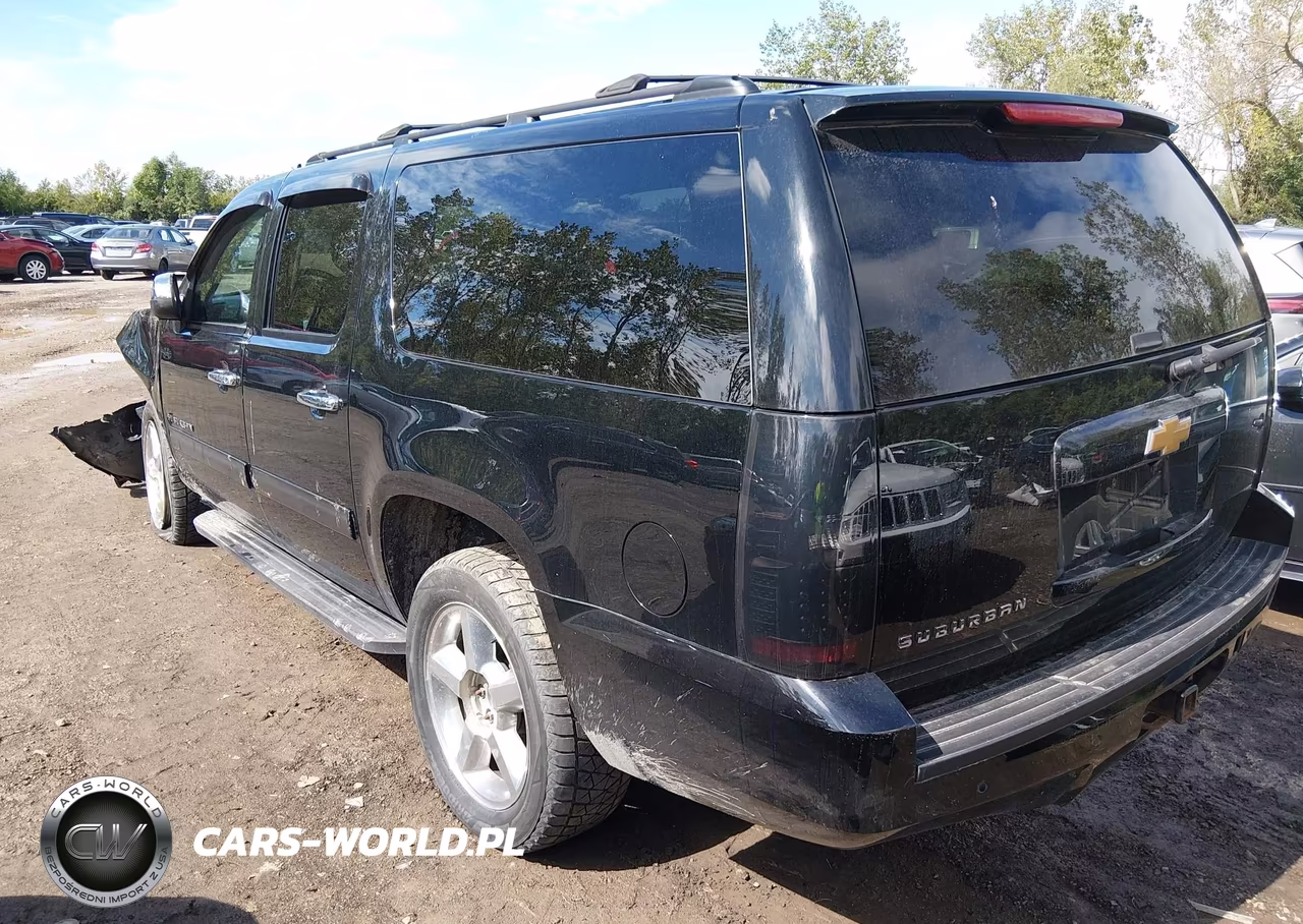 2014 Chevrolet Suburban 1500 Ls VIN:1GNSKHE72ER180924 - 3